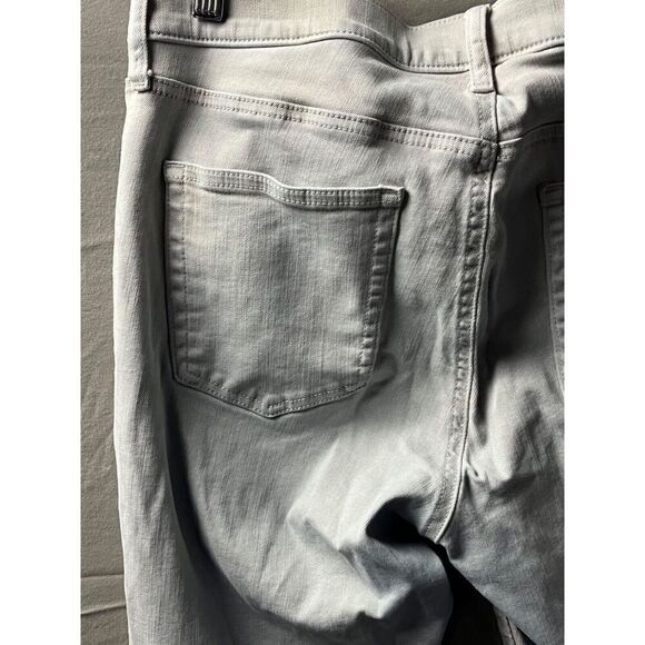 Gap Jeans Womens Size 31 Light Gray Denim Straight Leg Flat Front Slim Fit - Picture 4 of 5